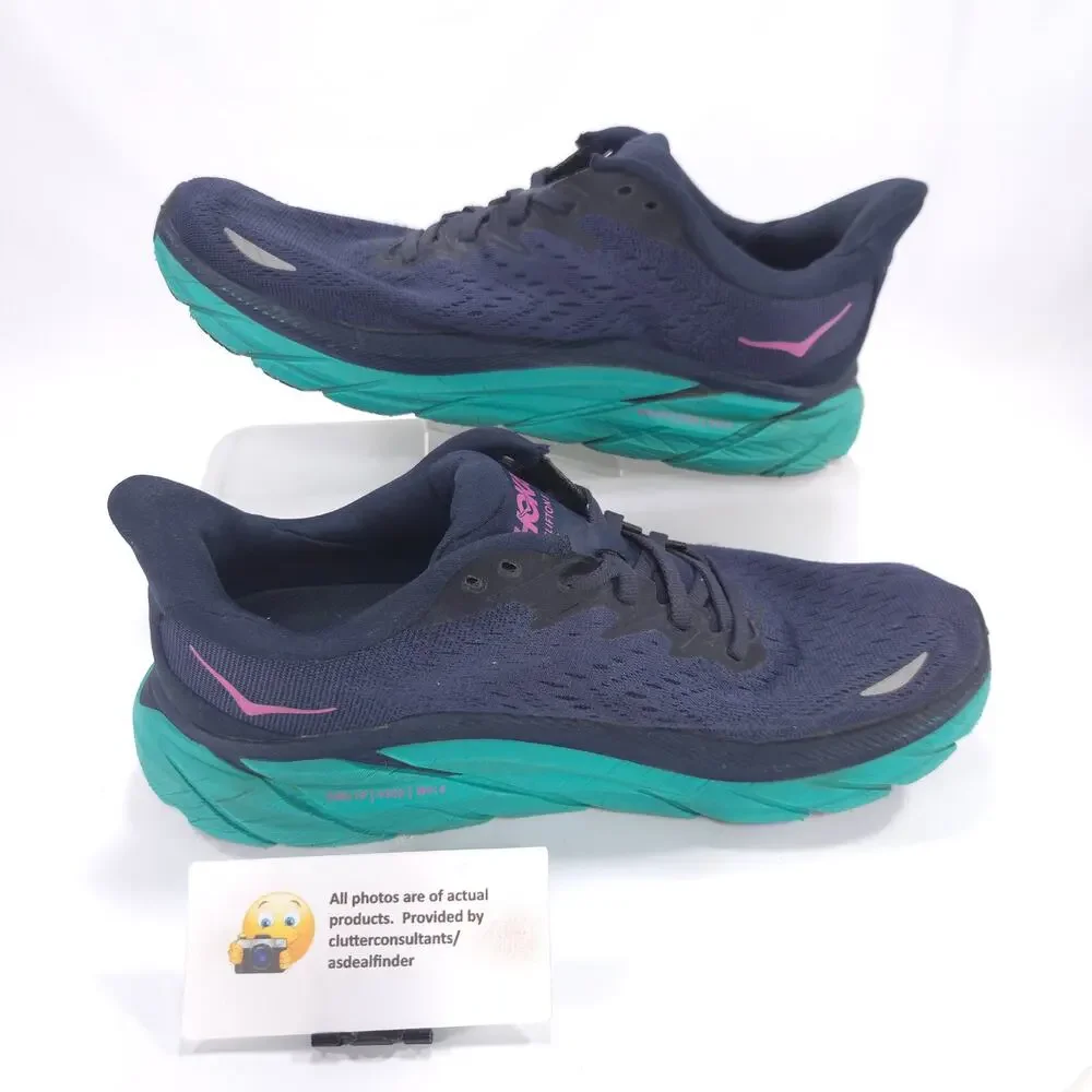 Hoka One One gently used